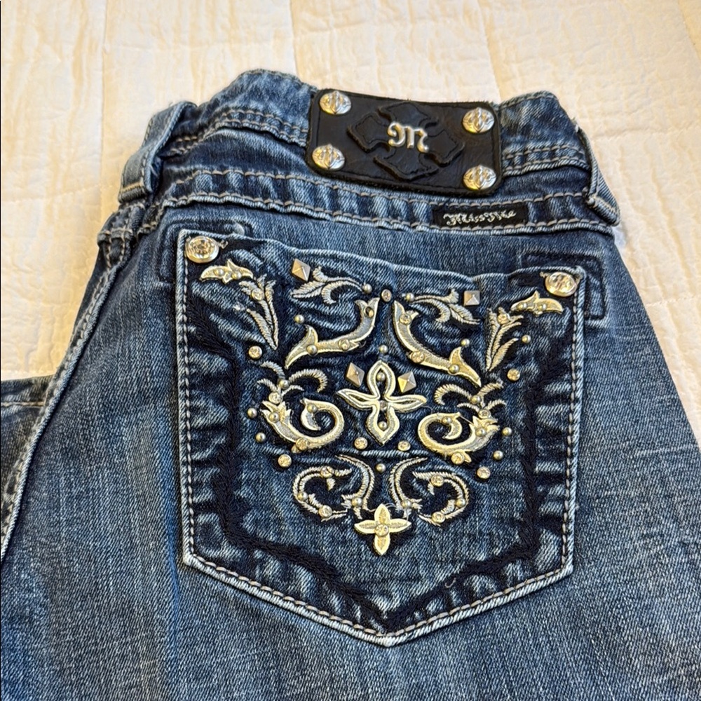 Miss Me Blue Boot Cut Jeans with Elegant Embroidery